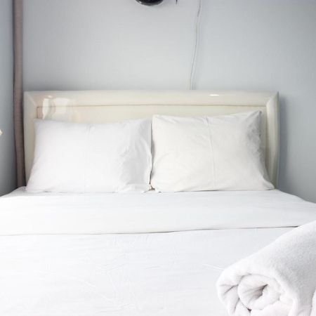 Modest 2Br Apartment At The Jarrdin Cihampelas By Travelio Bandung Esterno foto
