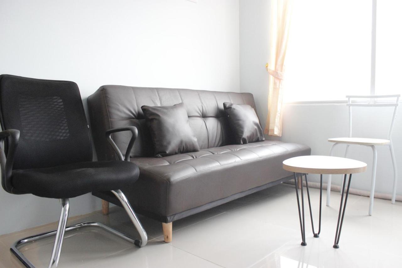 Modest 2Br Apartment At The Jarrdin Cihampelas By Travelio Bandung Esterno foto